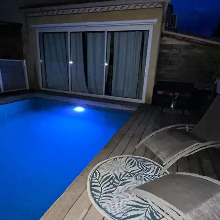 Un Petit Coin De Paradis Ganges